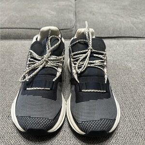 On Cloud Tennis Shoes